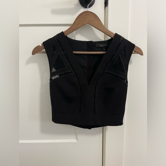 BCBGMAXAZRIA-BINX crop top - Picture 2 of 4